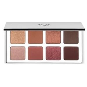 IL Makiage COLOR BOSS MASTER EYESHADOW Multi-Dimensional 8-Pan Eye Color Palette
